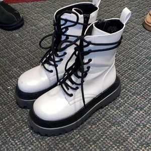 White platform combat books